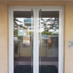 renovation-porte-entree-en-aluminium-creche-saint-georges-appc-1